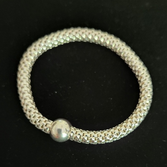 SOLD Silpada Sterling Chic Stretch Bracelet B2788 - Picture 1 of 3